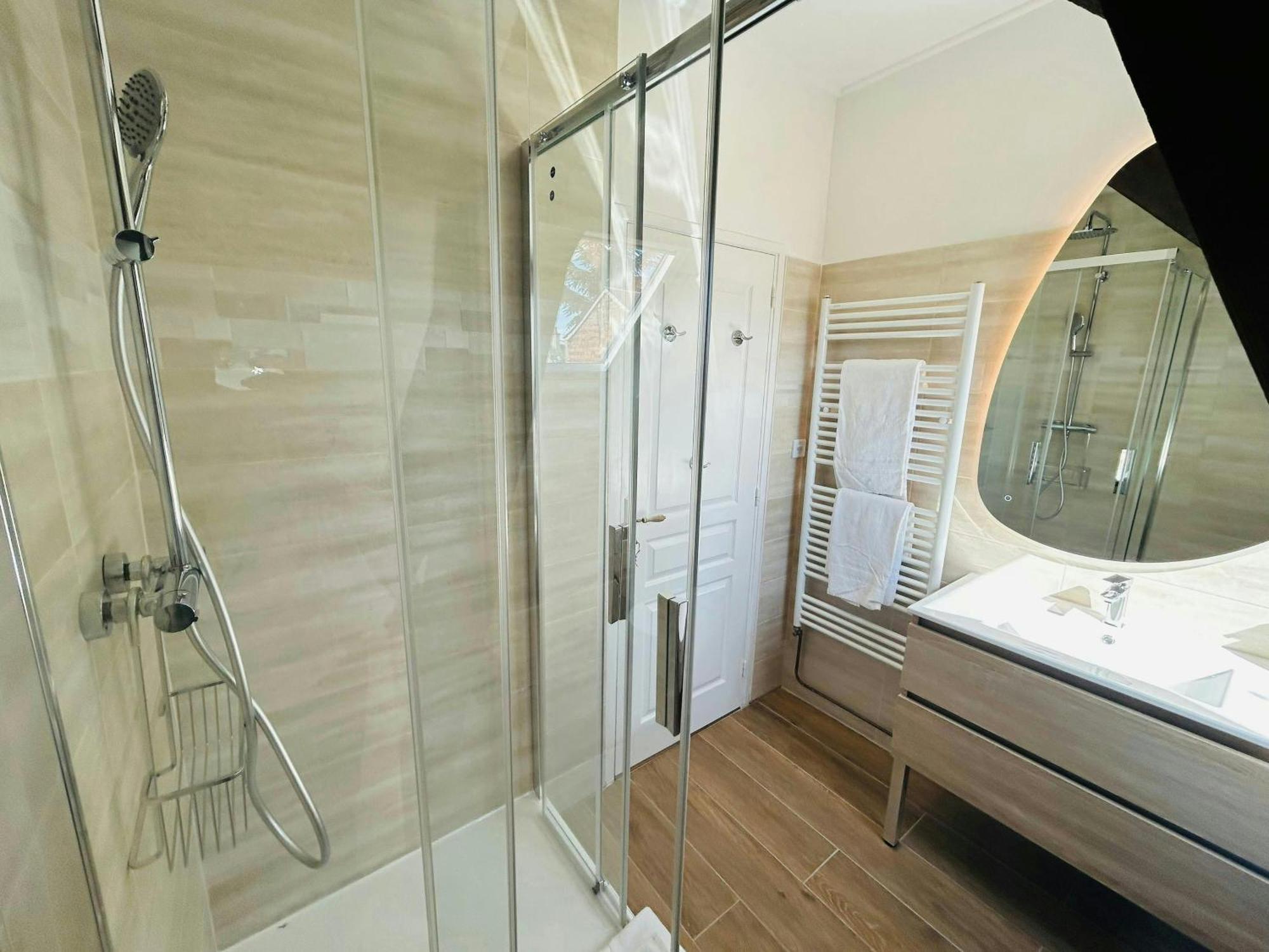 Le Majestueux Brulee Hypercentre Parking Apartment Реймс Екстериор снимка